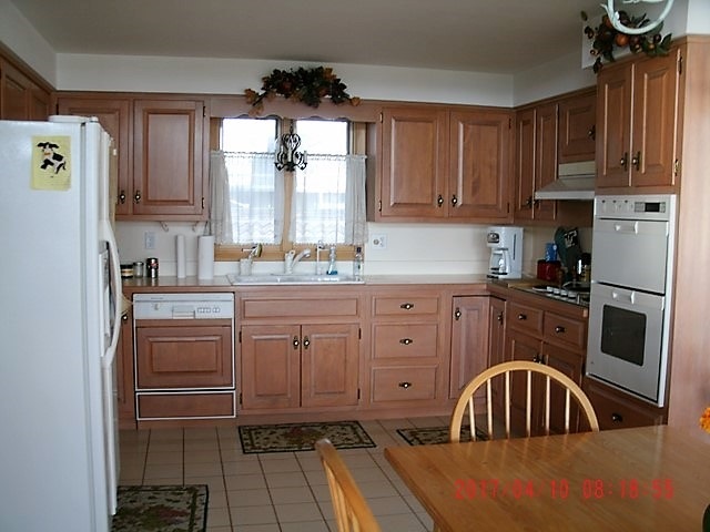 3050 North Bay View Road Angola, IN 46703 - Photo 5 of 21 Gallery Image 5
