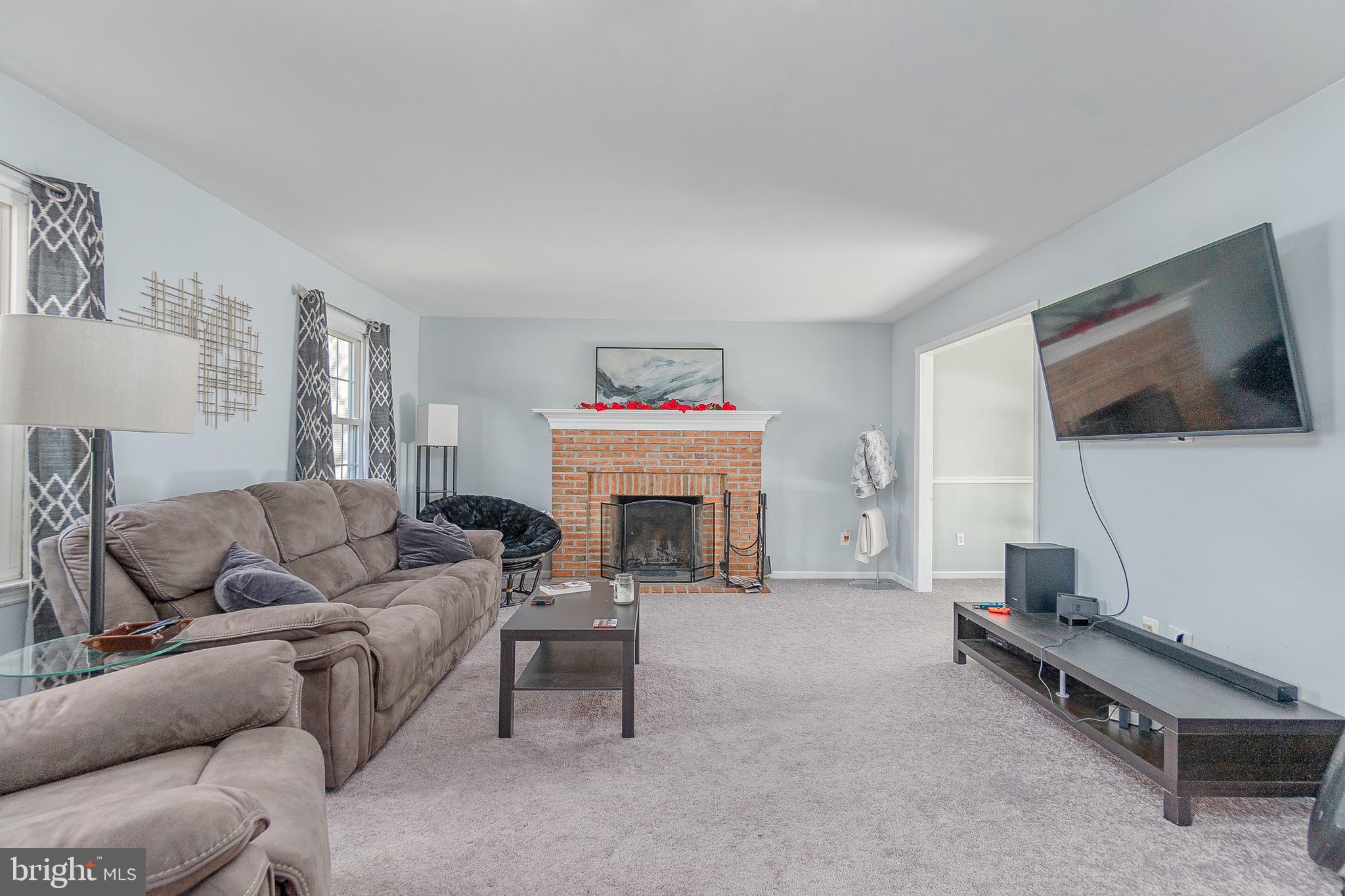 416 Windsor Circle Exton, PA 19341 - Photo 8 of 30 Gallery Image 8