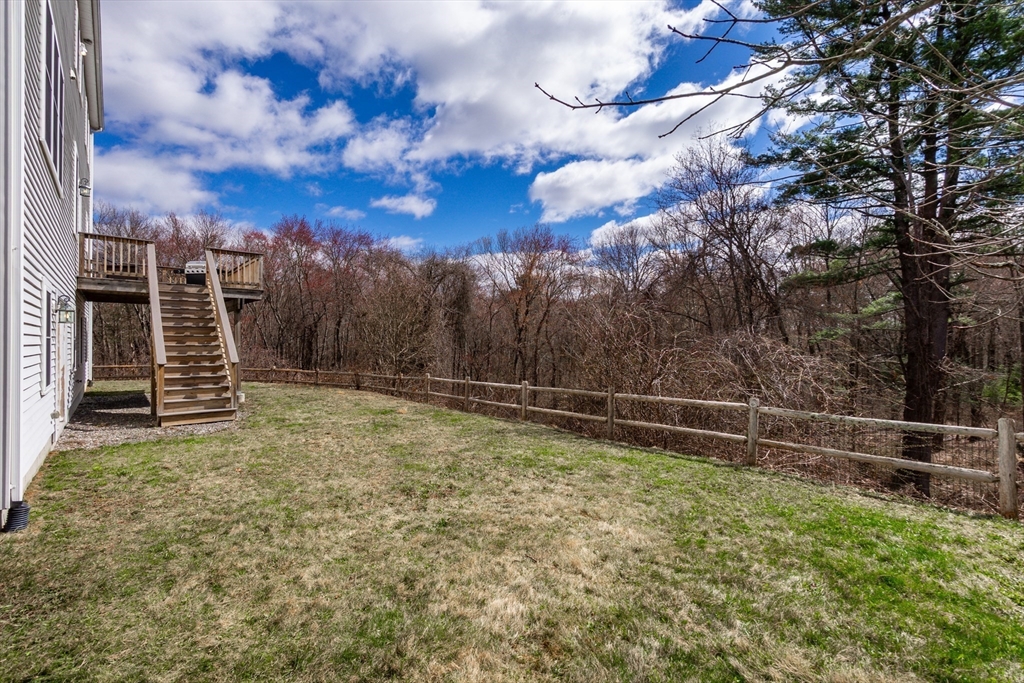 31 Whitehall Way Bellingham, MA 02019 - Photo 35 of 39