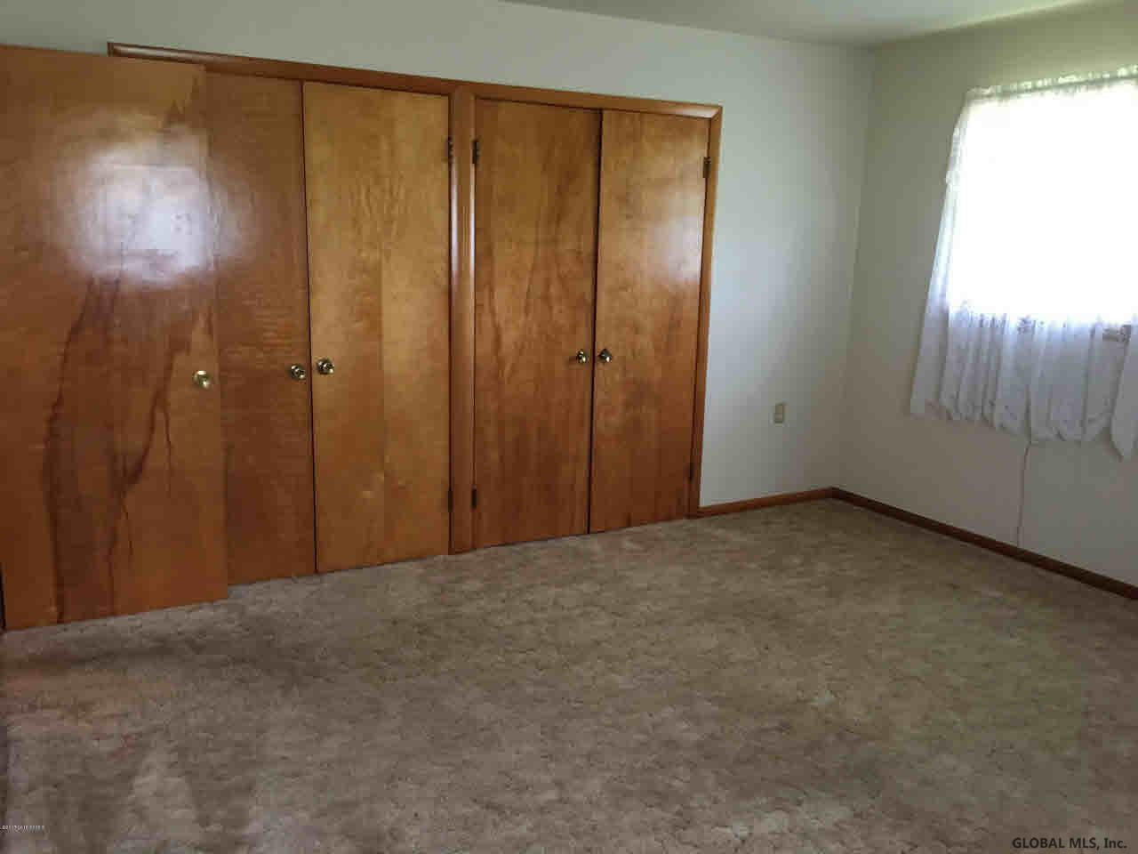 562 Gansevoort Road Moreau, NY 12828 - Photo 18 of 39 Photo 18