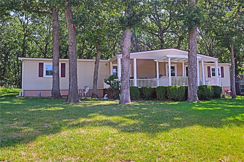 558 Southeast 1291st Road Clinton, MO 64735 - Photo 3 of 48
