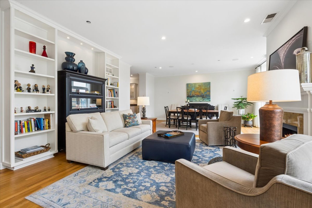 2100 North Racine Avenue, Unit 3D Chicago, IL 60614 - Photo 12 of 49