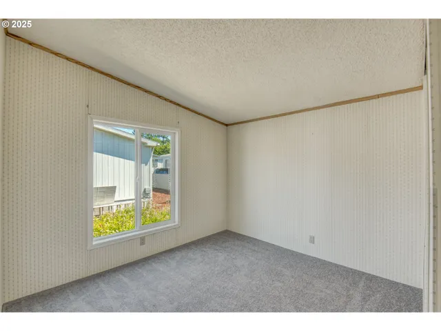 $83,500 | 18485 Southwest Pacific Drive, Unit 83, Tualatin, OR 97062