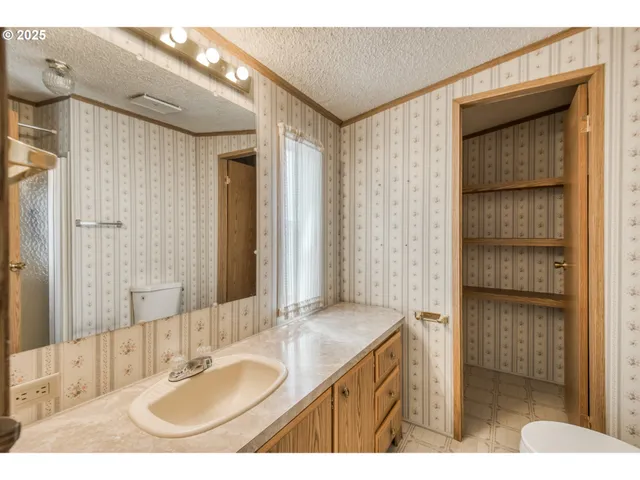 $83,500 | 18485 Southwest Pacific Drive, Unit 83, Tualatin, OR 97062