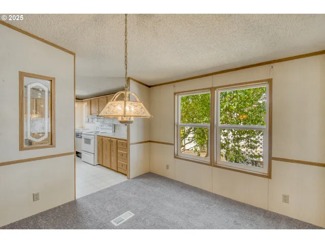 $83,500 | 18485 Southwest Pacific Drive, Unit 83, Tualatin, OR 97062