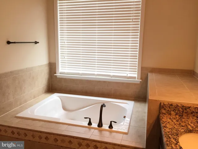 $799,000 | 19508 Front Street, Leesburg, VA 20176