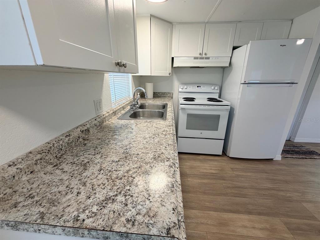 6811 Rochelle Avenue, Unit 7 New Port Richey, FL 34655 - Photo 2 of 24 Gallery Image 2