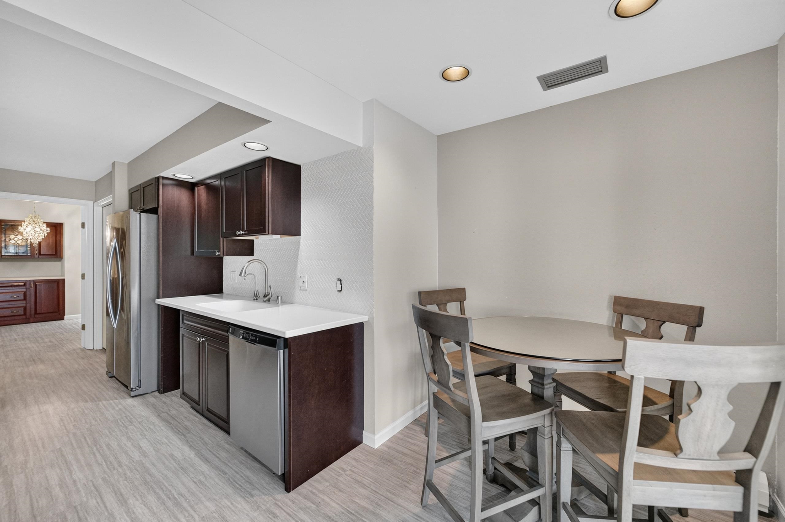 1520 Wheeler Road, Unit E Madison, WI 53704 - Photo 26 of 41