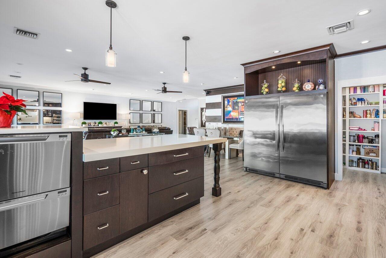 811 Southeast 31st Street Boca Raton, FL 33432 - Photo 12 of 46 013-811Southeast31stStreet-BocaRaton-FL-