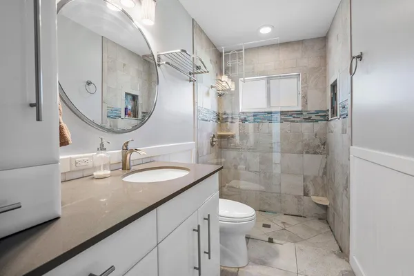 $3,500,000 | 811 Southeast 31st Street, Boca Raton, FL 33432