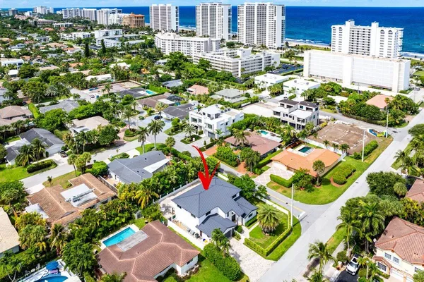 $3,500,000 | 811 Southeast 31st Street, Boca Raton, FL 33432