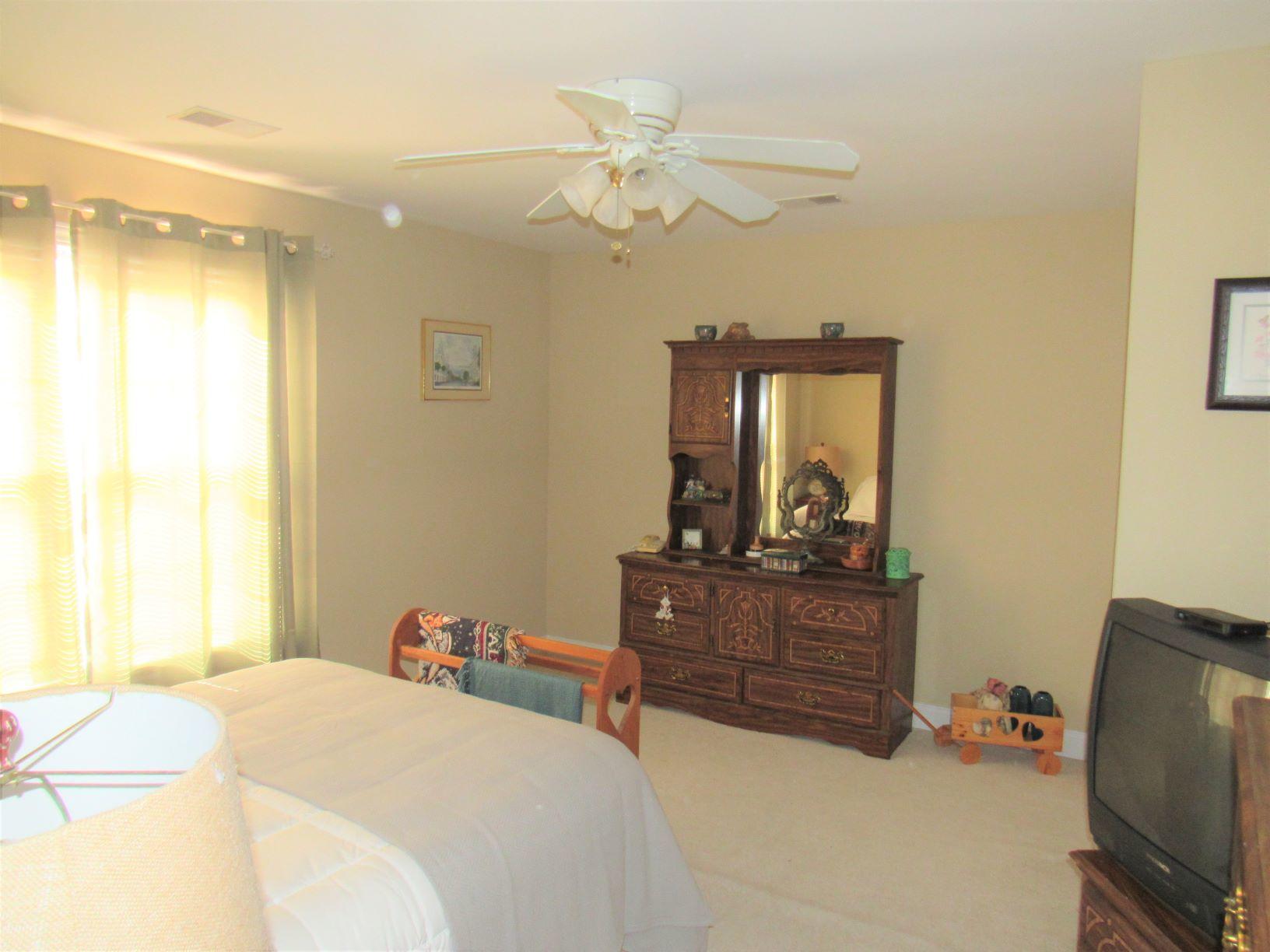 9238 Creedmore Road Summerville, SC 29485 - Photo 22 of 33 bed2