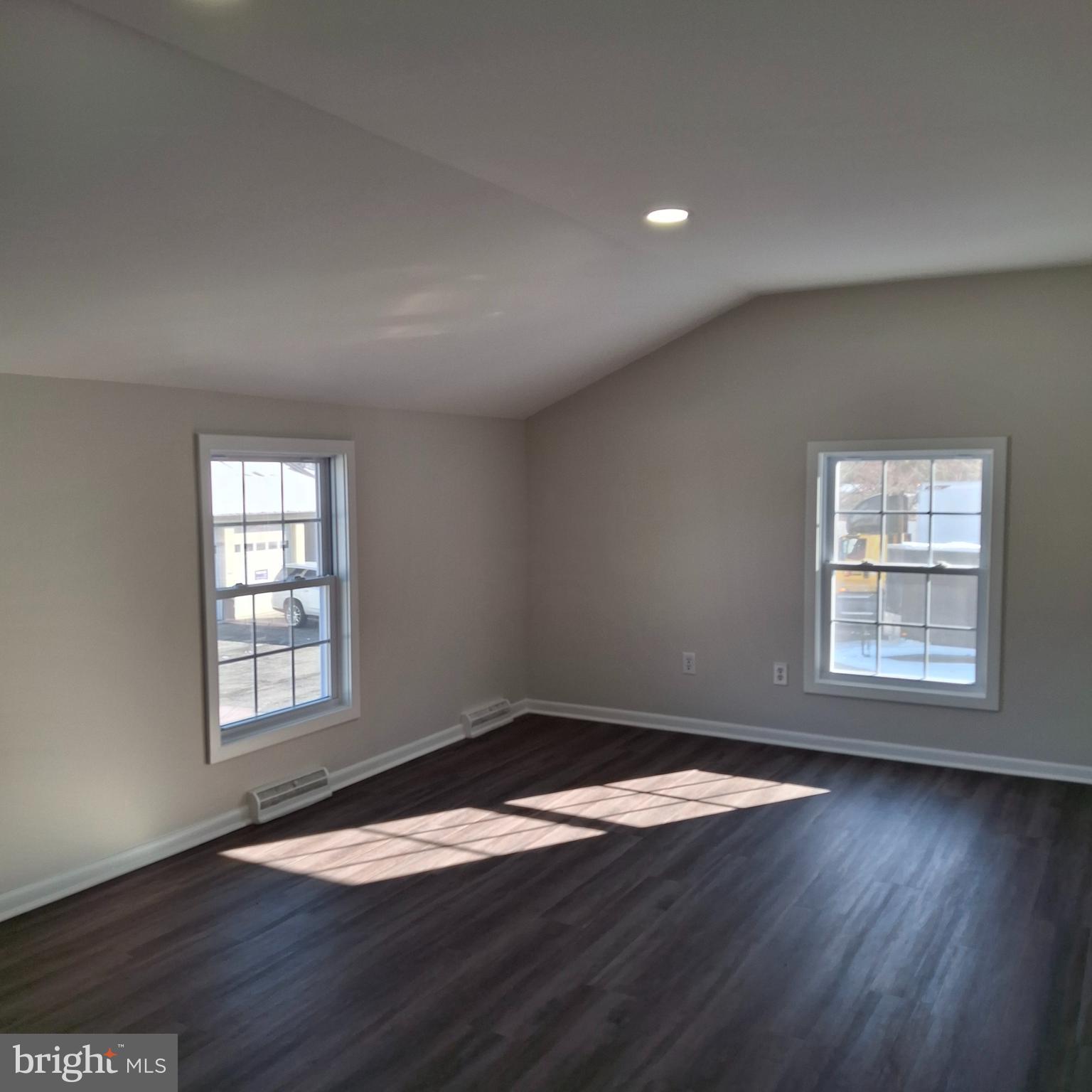 1072 Yorklyn Road, Unit TOP Hockessin, DE 19707 - Photo 11 of 25 Bedroom off Main Living