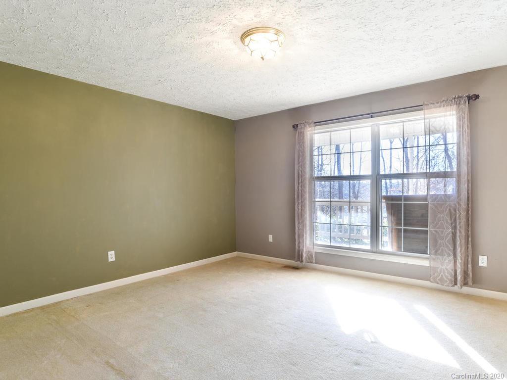 204 Kelly Hunter Road Marshall, NC 28753 - Photo 19 of 36 Gallery Image 19