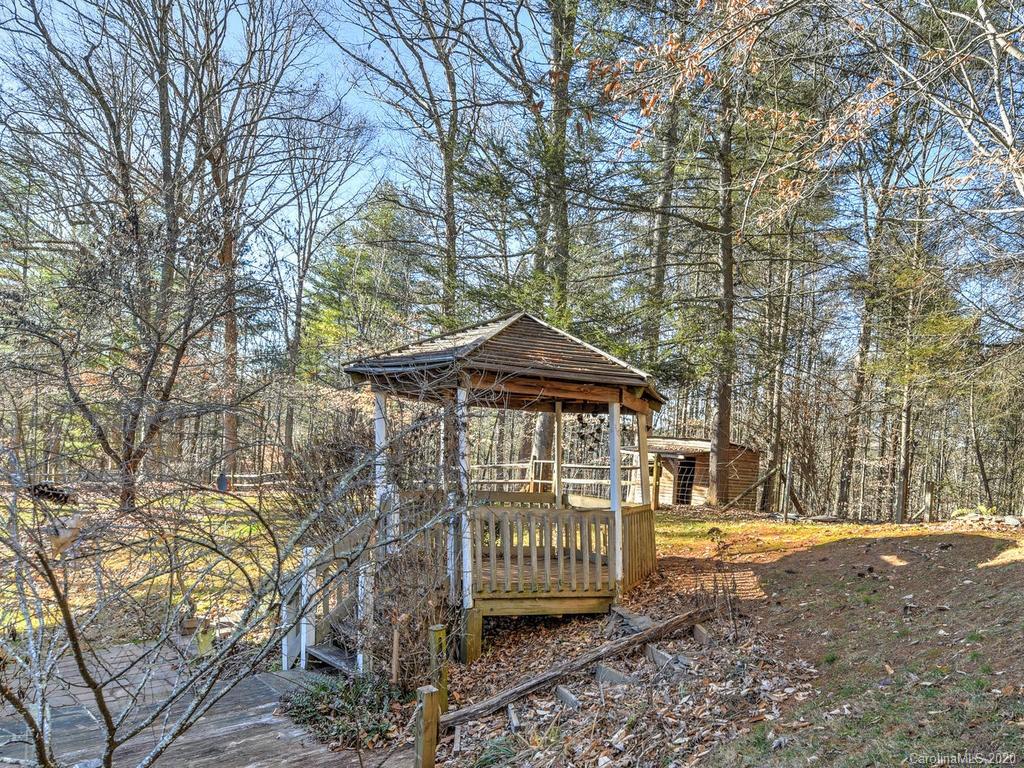 204 Kelly Hunter Road Marshall, NC 28753 - Photo 33 of 36 Gallery Image 33
