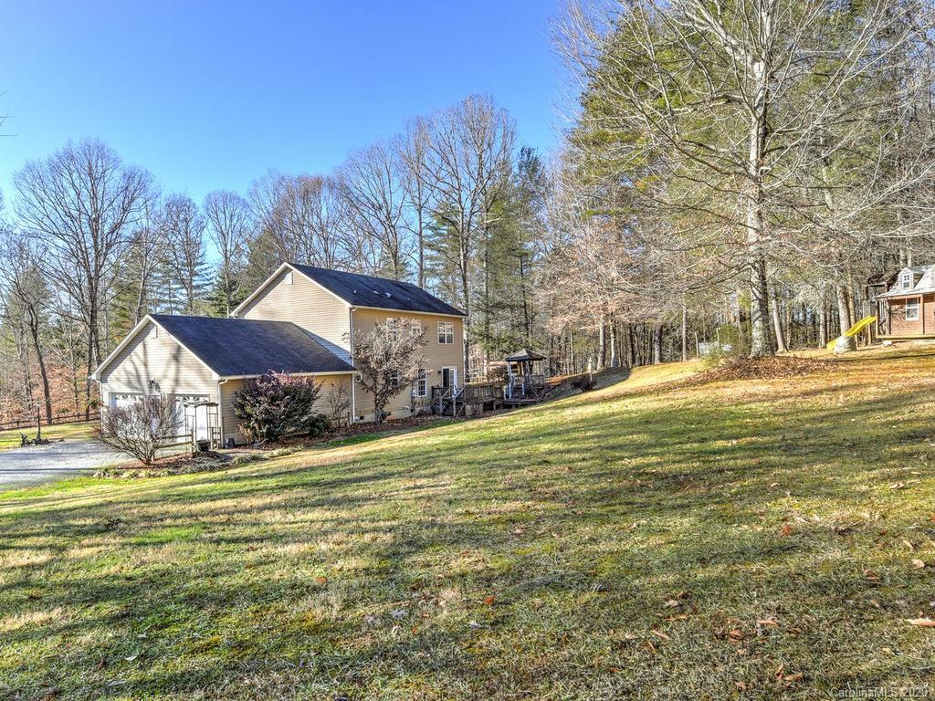 204 Kelly Hunter Road Marshall, NC 28753 - Photo 35 of 36 Gallery Image 35