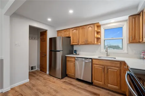 $260,000 | 5354 Greenridge Drive, Pittsburgh, PA 15236