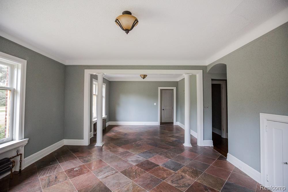 17535 Hamilton Road Highland Park, MI 48203 - Photo 27 of 96