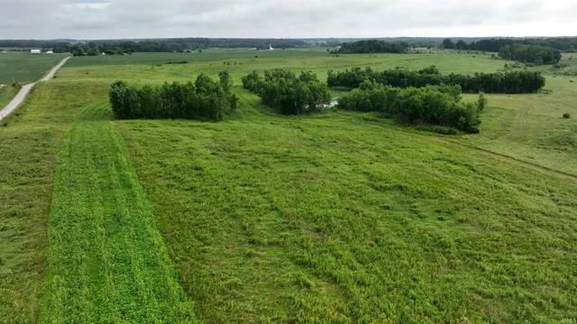 $2,400,000 | 7404 West 1400 North, Silver Lake, IN 46982