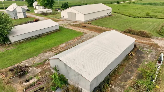 $2,400,000 | 7404 West 1400 North, Silver Lake, IN 46982