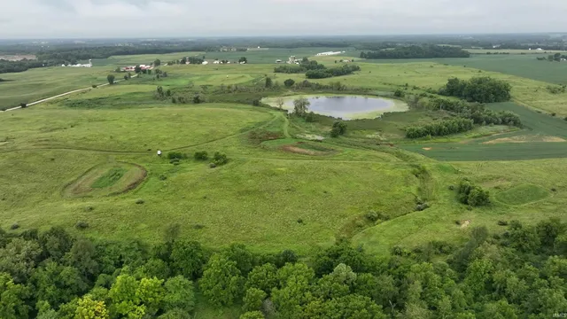 $2,400,000 | 7404 West 1400 North, Silver Lake, IN 46982