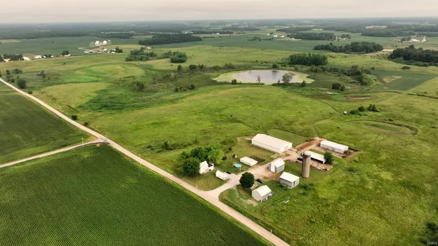 $2,400,000 | 7404 West 1400 North, Silver Lake, IN 46982