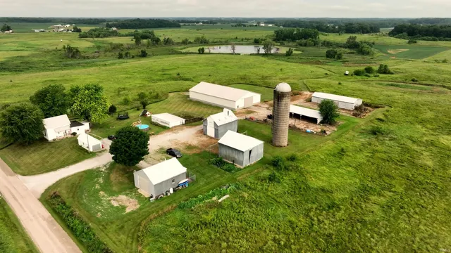 $2,400,000 | 7404 West 1400 North, Silver Lake, IN 46982