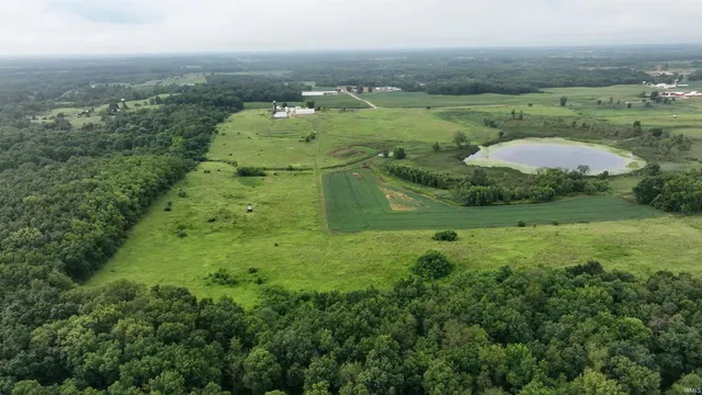 $2,400,000 | 7404 West 1400 North, Silver Lake, IN 46982