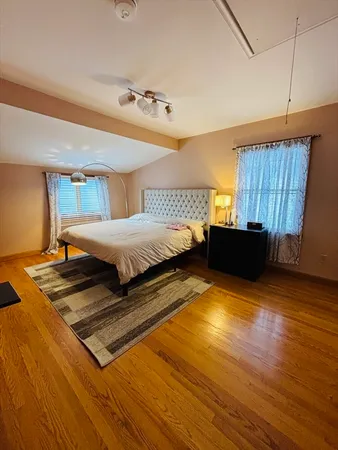 $3,300 | 24 Meacham Street, Unit 2, Somerville, MA 02145