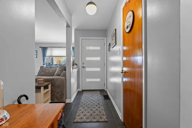 $319,900 | 1504 McClure Road, Columbus, IN 47201