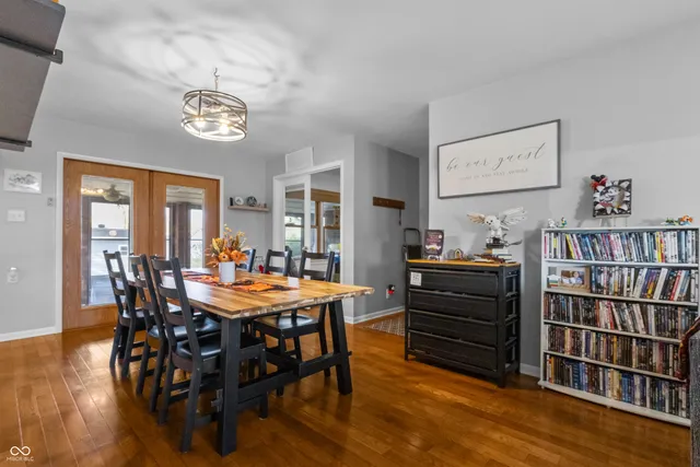 $319,900 | 1504 McClure Road, Columbus, IN 47201