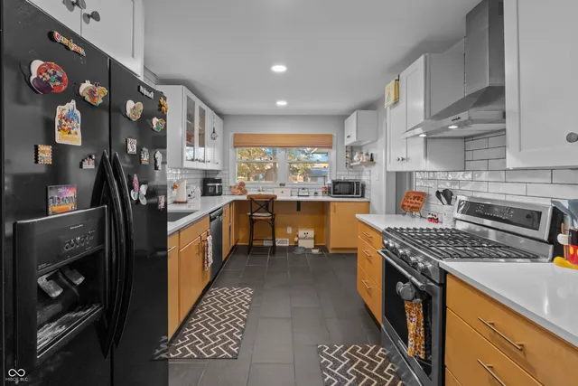 $319,900 | 1504 McClure Road, Columbus, IN 47201