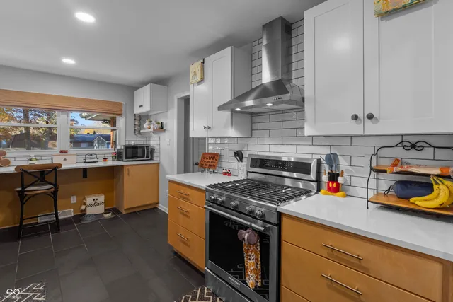 $319,900 | 1504 McClure Road, Columbus, IN 47201