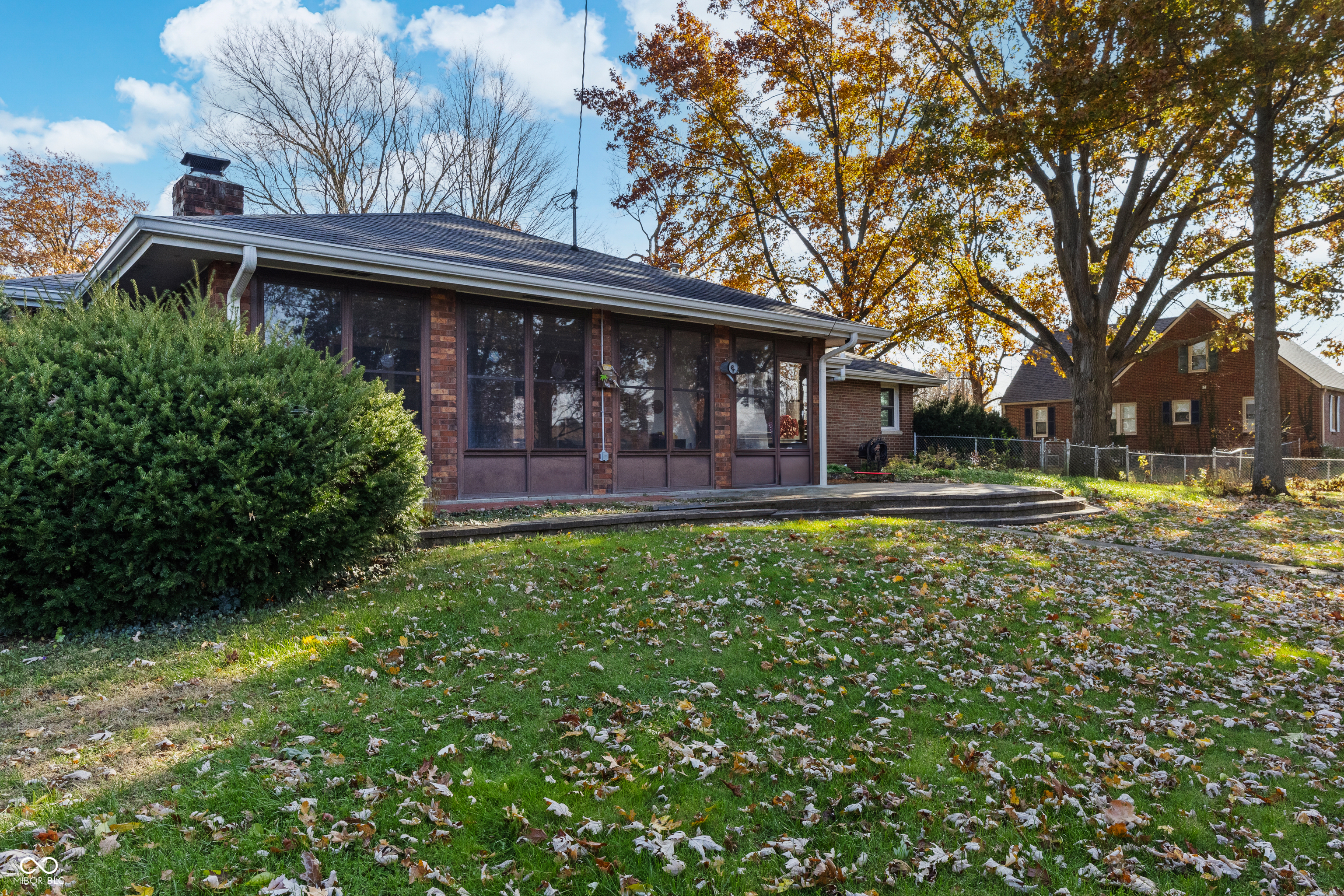 1504 McClure Road Columbus, IN 47201 - Photo 8 of 66