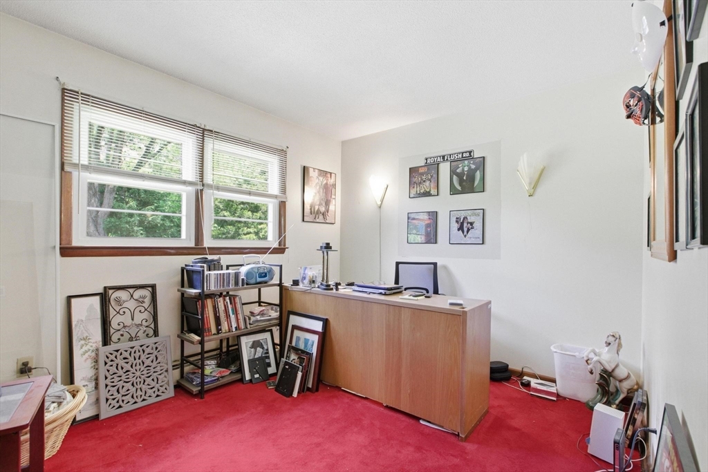 152 Lake Street Middleton, MA 01949 - Photo 19 of 33