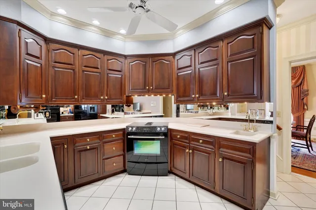 $1,275,000 | 925 Summit Circle North, York, PA 17403