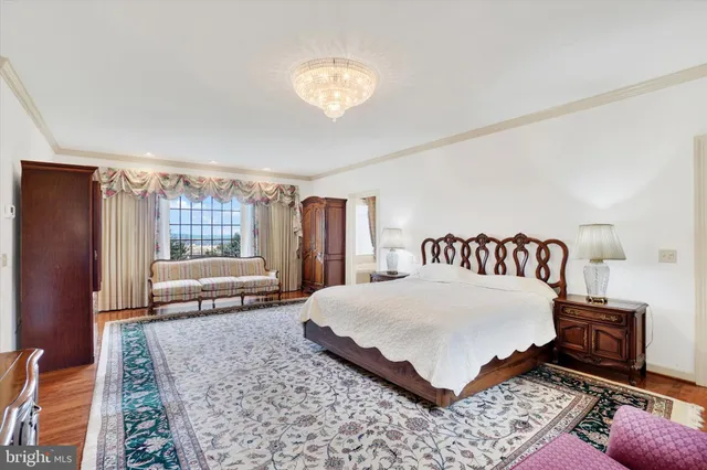 $1,275,000 | 925 Summit Circle North, York, PA 17403