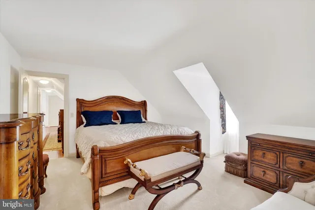 $1,275,000 | 925 Summit Circle North, York, PA 17403