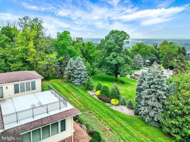 $1,275,000 | 925 Summit Circle North, York, PA 17403