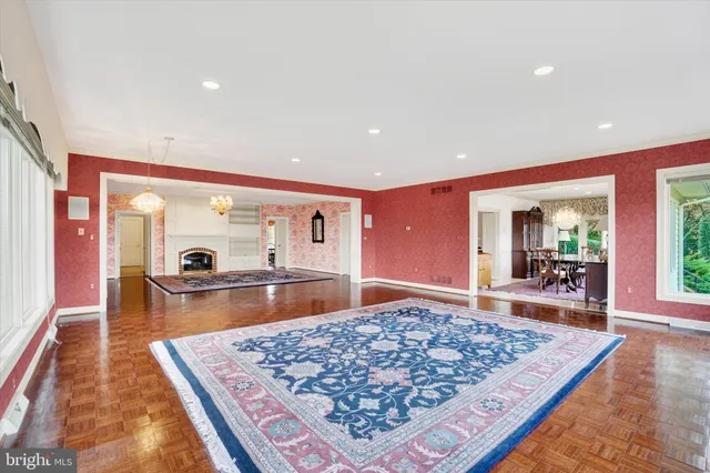 $1,275,000 | 925 Summit Circle North, York, PA 17403