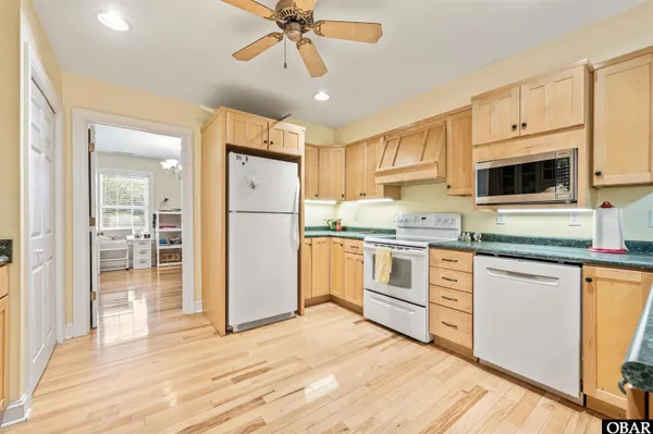 $849,000 | 2032 Creek Road, Kitty Hawk, NC 27949