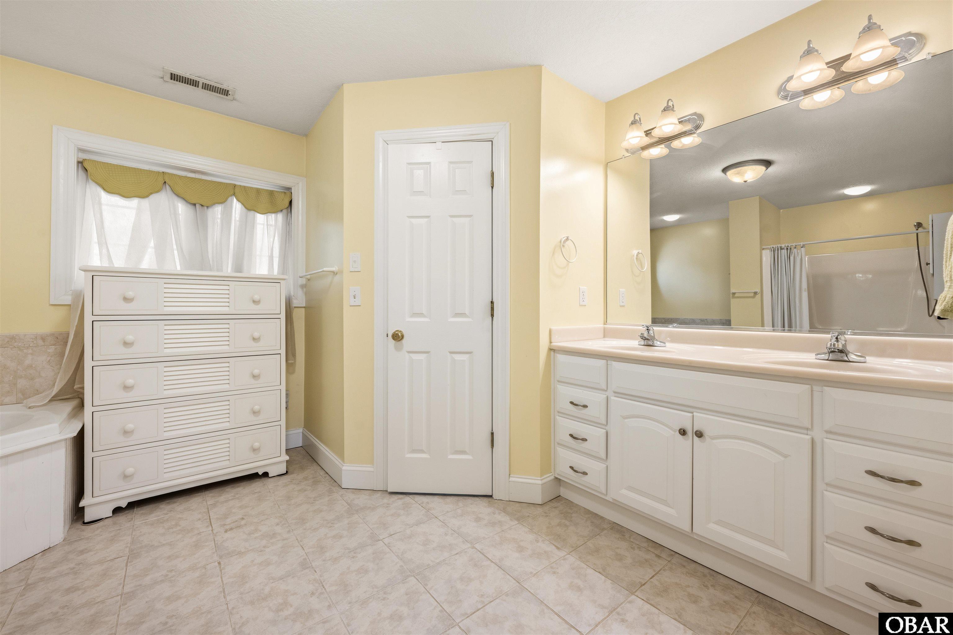 2032 Creek Road Kitty Hawk, NC 27949 - Photo 35 of 44