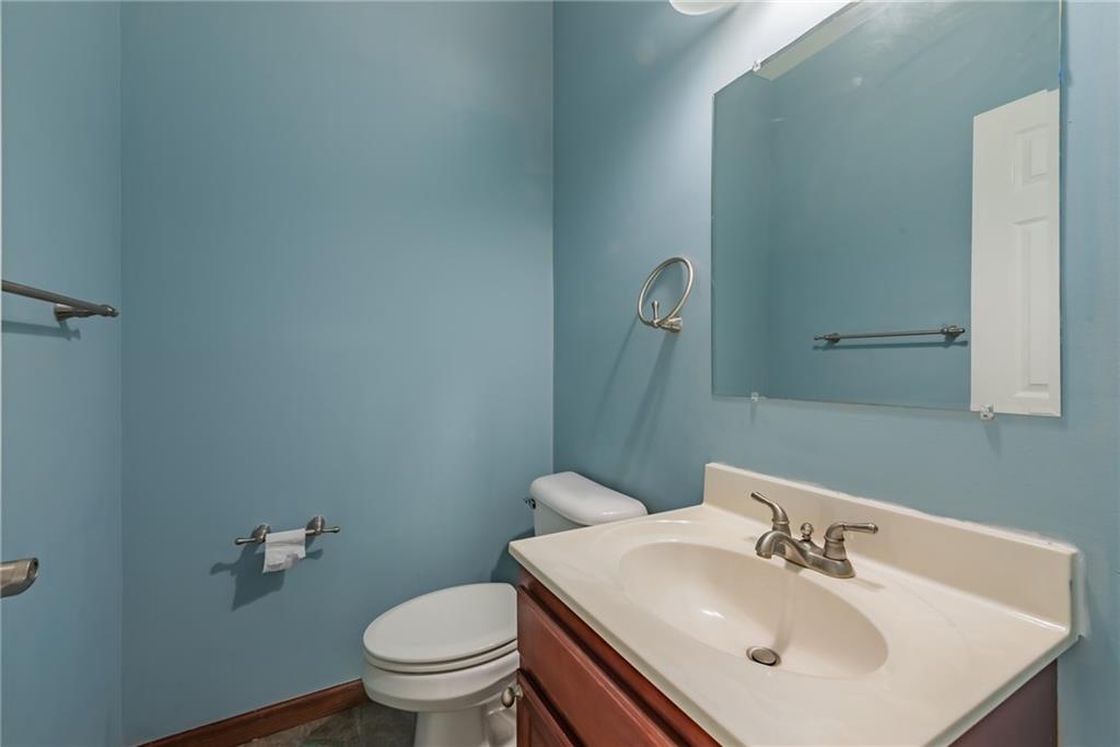 1452 Cliffview Road Pittsburgh, PA 15212 - Photo 11 of 25 Gallery Image 11