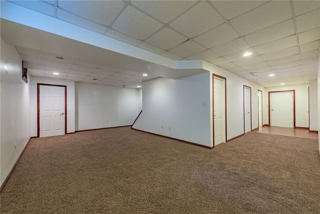 1452 Cliffview Road Pittsburgh, PA 15212 - Photo 18 of 25 Gallery Image 18