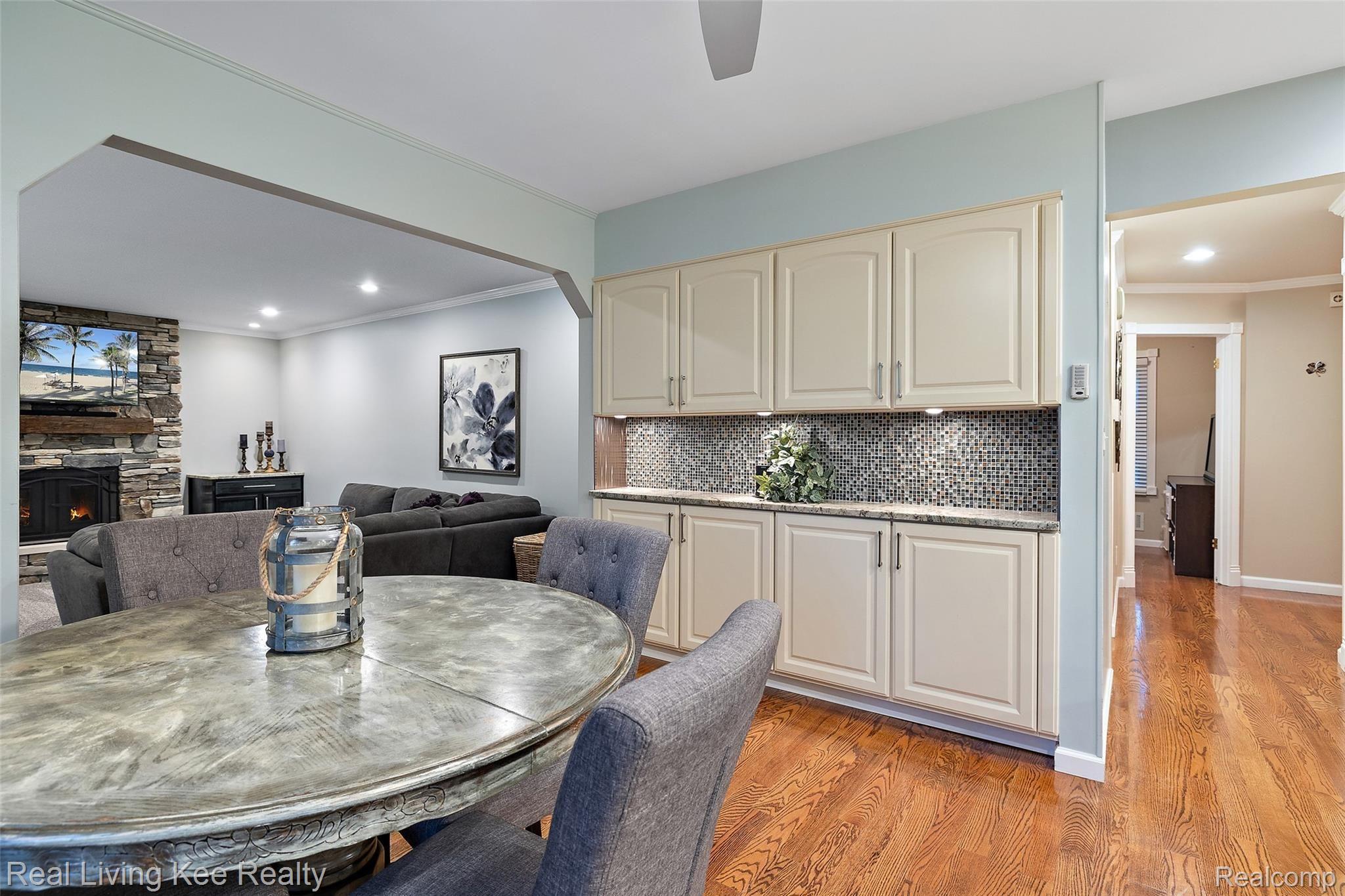 2749 Ranieri Drive Troy, MI 48085 - Photo 21 of 45 2749 Ranieri Dr (24).jpg