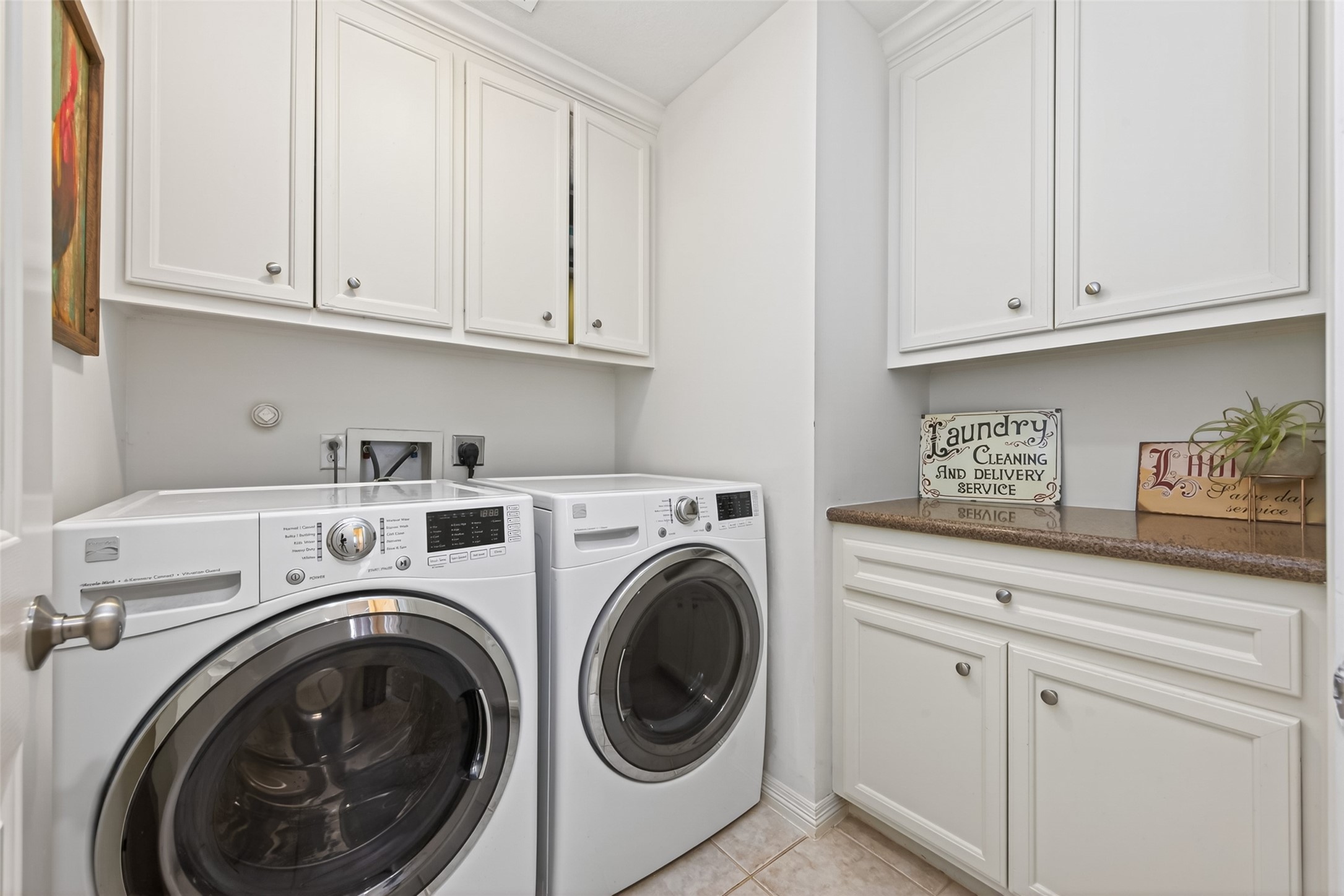 5011 Inker Street Houston, TX 77007 - Photo 22 of 23 Laundry room upstairs