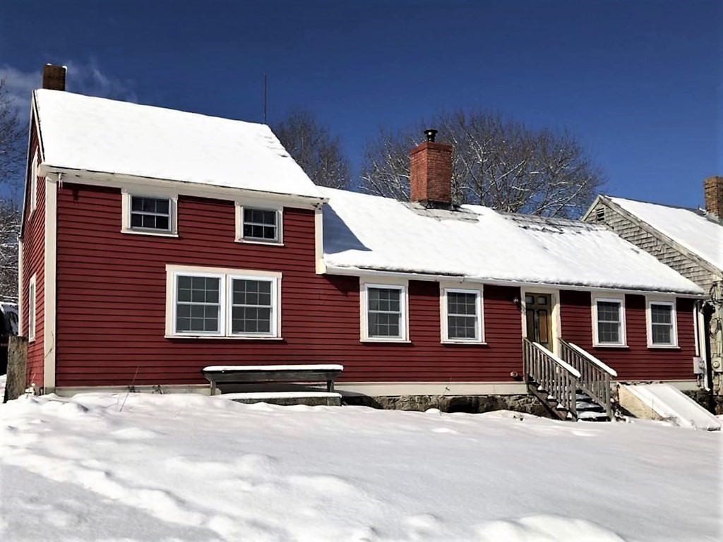 5 Drift Road Westport, MA 02790 - Photo 1 of 27 Gallery Image 1