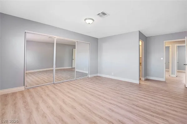 $2,100 | 1829 Runningbear Drive, Las Vegas, NV 89108