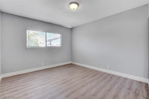 $2,100 | 1829 Runningbear Drive, Las Vegas, NV 89108