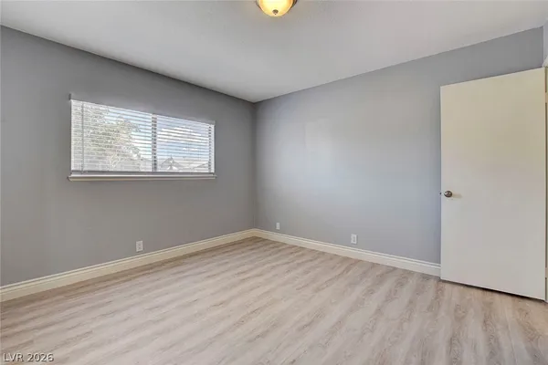 $2,100 | 1829 Runningbear Drive, Las Vegas, NV 89108